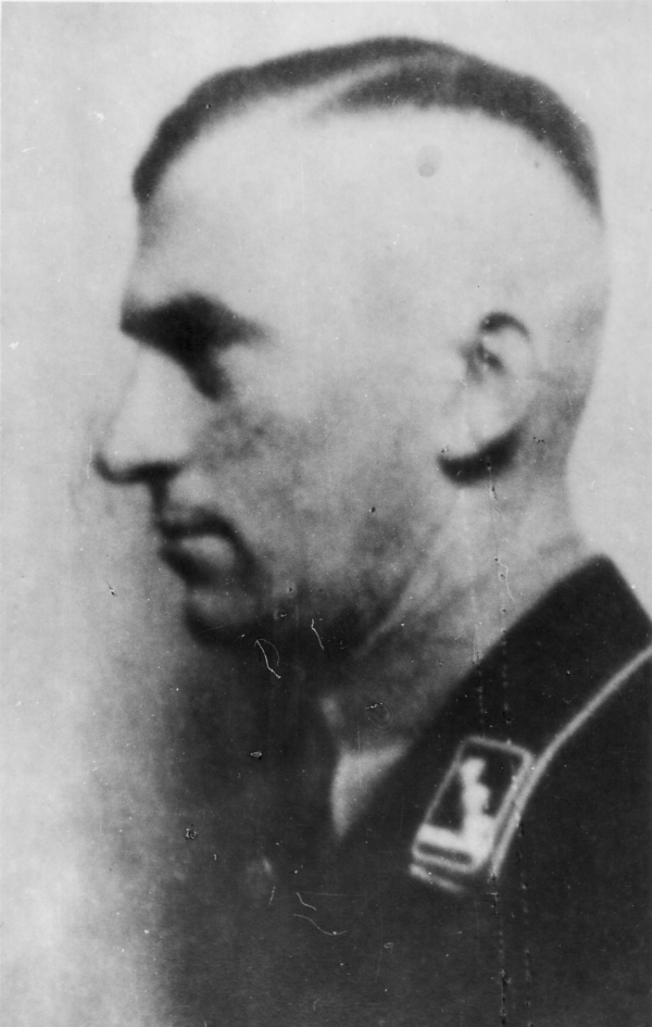 Profilbild Erich Gusts in SS-Uniform.