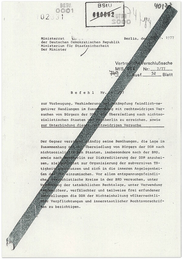 Deckblatt des als Geheime Verschlusssache gekennzeichneten Stasi-Befehls 6/77