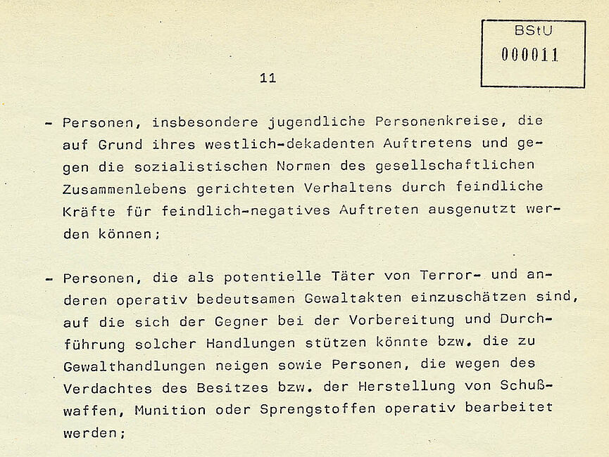 Der Befehl gibt detaillierte Anweisungen zur sogenannten Absicherung des Besuchs von Bundeskanzler Schmidt in Güstrow durch die Stasi.