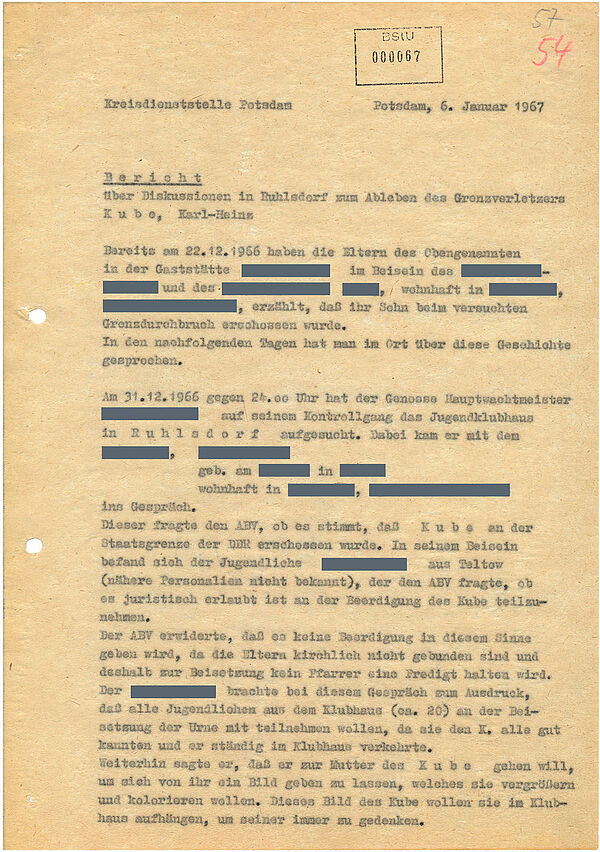 Der Bericht enthält Namen und Vorkommnisse in Kubes Umfeld nach seinem Tod. Seite 1