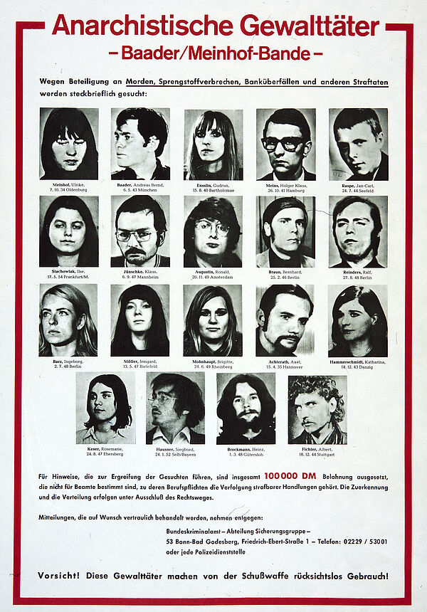 Plak 006-001-058Fahndungsplakat der Westdeutschen Polizei nach RAF-Terroristen, um 1971 Fahndungsplakat der Westdeutschen Polizei nach RAF-Terroristen, um 1971
