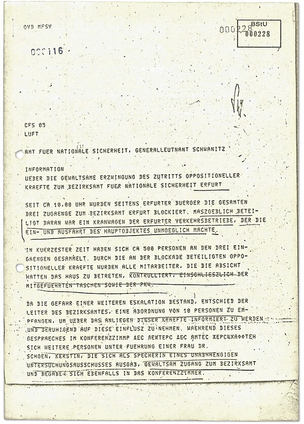 Maschinell verfasster Text, der über die Besetzung der Erfutert Stasi-Verwaltung berichtet.