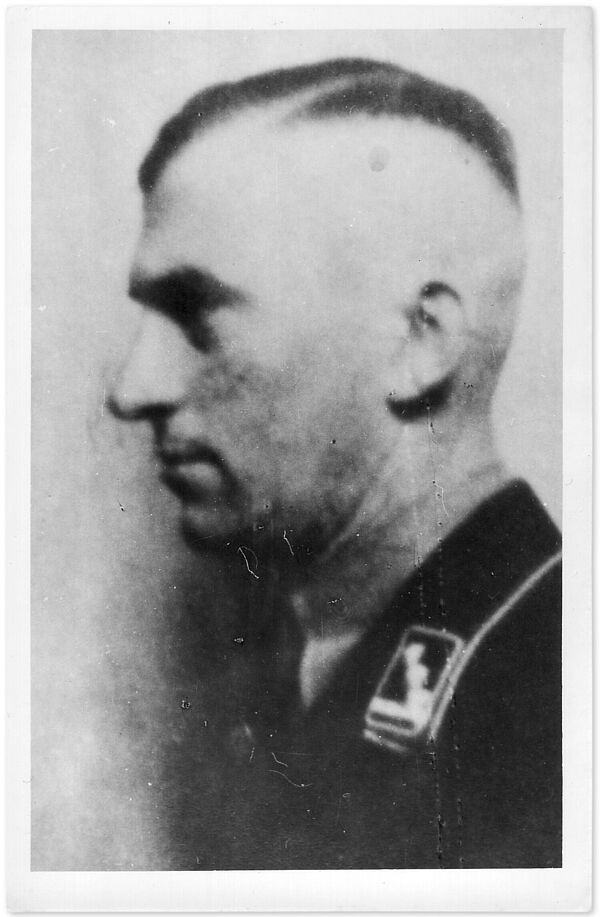 Profilbild Erich Gusts in SS-Uniform.