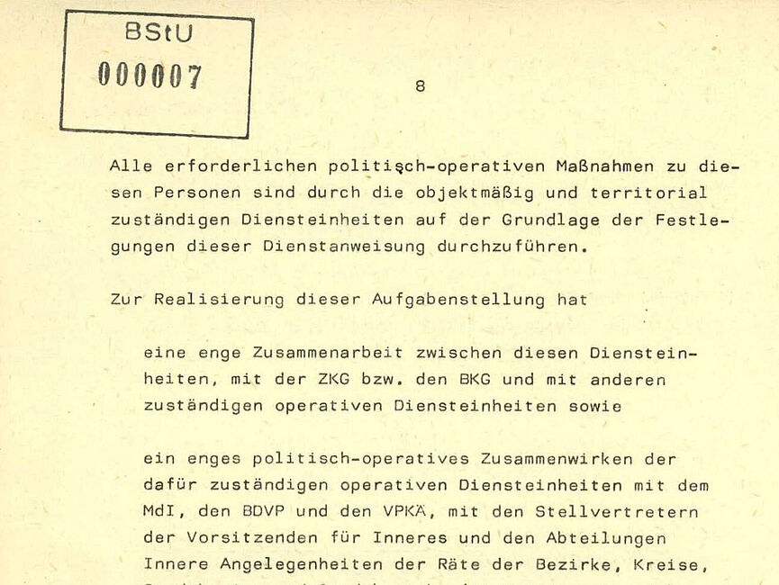 Auszug aus der 46-seitigen Dienstanweisung 2/83 des Ministers für Staatssicherheit Erich Mielke, 13. Oktober 1983